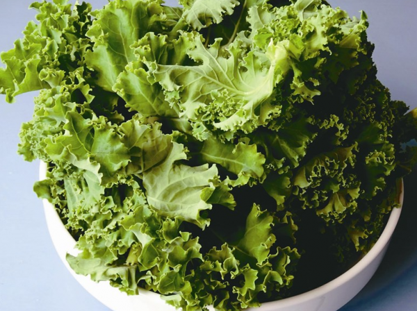 別再吃檸檬補維C啦！這些蔬菜可比檸檬管用多了