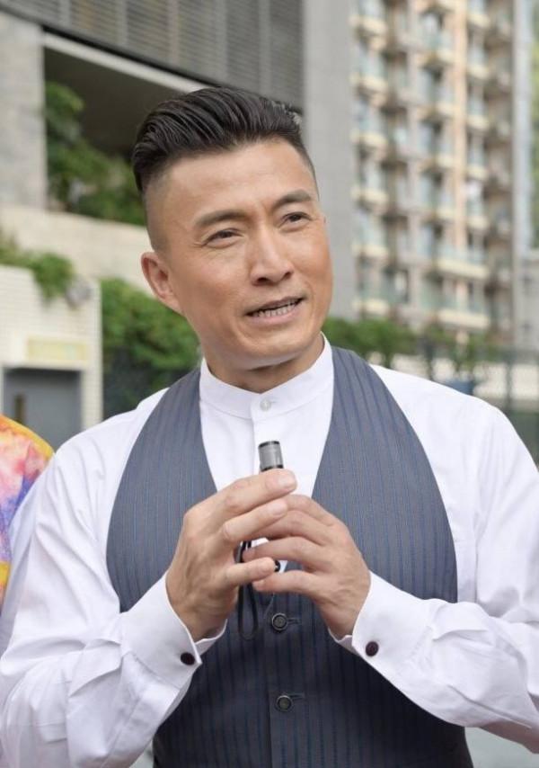 好驚豔！TVB《隱形戰隊》持續熱拍，馬國明“汶萊王子”造型亮眼