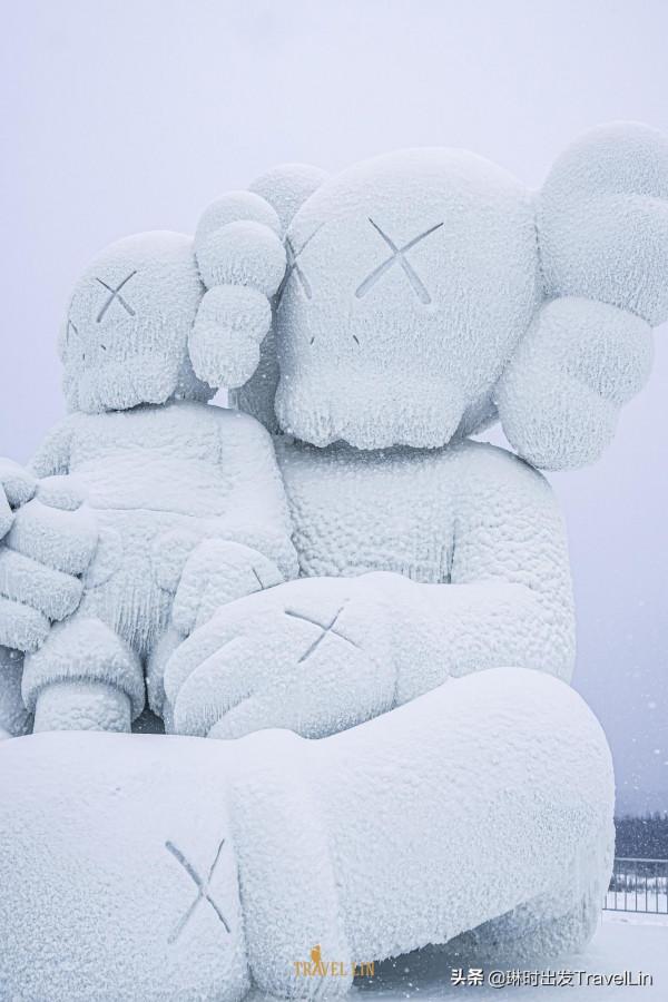 去長白山看展:風靡全球的雪中KAWS 去長白山看展:風靡全球的雪中KAWS
