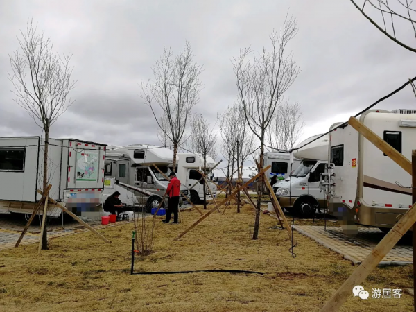 老伴房車遊中國丨房車在囧途：一路穿越7省行至寧夏
