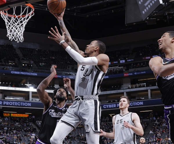 7記三分,希爾德歸位!奇兵23+8立功!兩虎將18中4啞火,波波失望 7記三分,希爾德歸位!奇兵23+8立功!兩虎將18中4啞火,波波失望