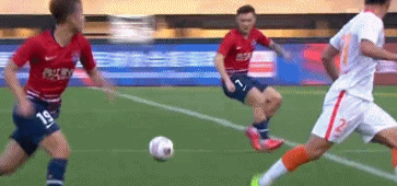 李金羽神了！上任後武漢4輪不敗拿8分，重慶6輪不勝，國腳失良機