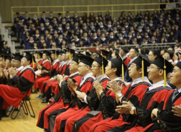 大學畢業後才明白，“考研生”VS“保研生”，兩者之間差距這麼大