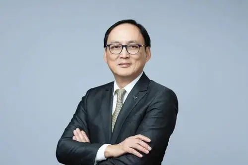 比霍啟剛郭晶晶夫婦更有故事!霍家新晉“神仙情侶”什麼來路? 比霍啟剛郭晶晶夫婦更有故事!霍家新晉“神仙情侶”什麼來路?