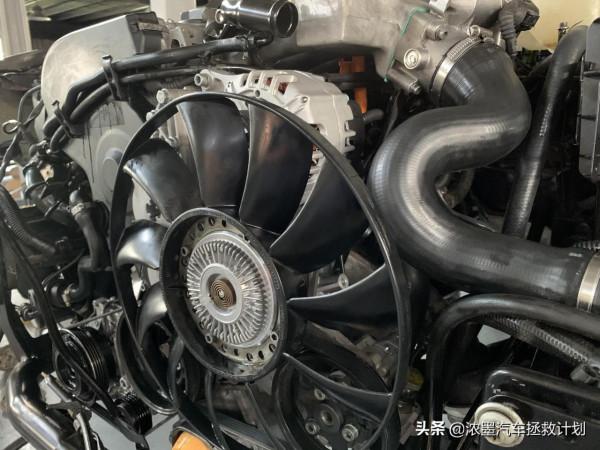 「至臻情懷」一臺老傢伙的重生路,修復煥新一臺戰損級帕薩特B5 「至臻情懷」一臺老傢伙的重生路,修復煥新一臺戰損級帕薩特B5