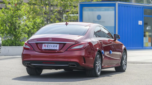 新車的質感卻只要一半的價格——二手賓士CLS260 新車的質感卻只要一半的價格——二手賓士CLS260