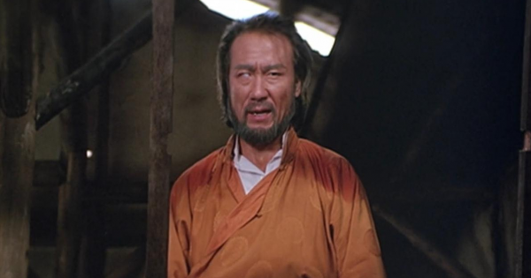 吊打成龍的外國打星,黃正利踢掉成龍門牙,賓尼一腳將他踹尿血 吊打成龍的外國打星,黃正利踢掉成龍門牙,賓尼一腳將他踹尿血