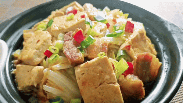 白菜燉豆腐怎麼做才好吃？第1步不要炒白菜，記住3個竅門，真香啊