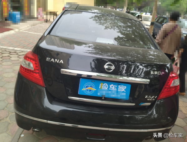 5萬的日產天籟公爵沒人要！看到維保記錄買家驚呆了：這誰敢要？