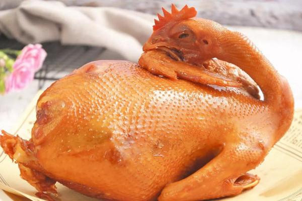 知名地方特產柏木燒雞，為啥“擱淺”在遼寧？3個缺陷擺在眼前