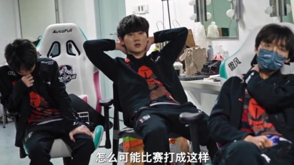 LOL:JDG虧炸了,紀錄片爆出新聖經,卡薩痛斥369 LOL:JDG虧炸了,紀錄片爆出新聖經,卡薩痛斥369