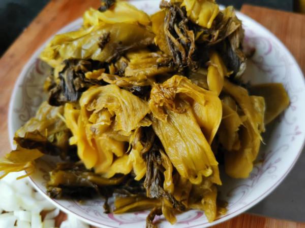 19元買了一條大草魚，今天做個酸菜魚