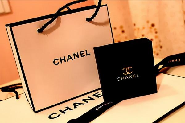 最沒用的6個奢侈用品，印度富豪定製純金口罩防新冠，真的有用麼