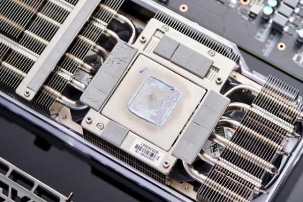 效能直指Ti世代，NVIDIA RTX 3080 12GB顯示卡評測