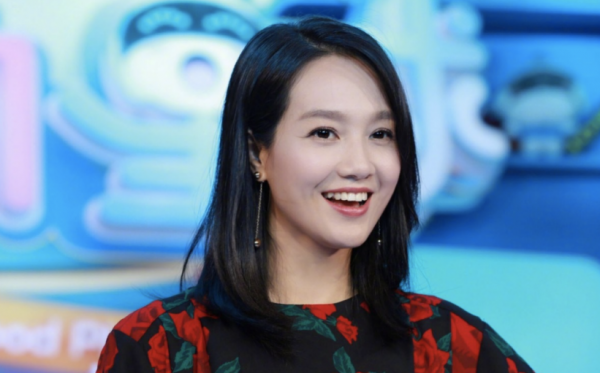 朱丹嫁給週一圍：婚後有愛也有淚，4年生2娃，在卑微中幸福