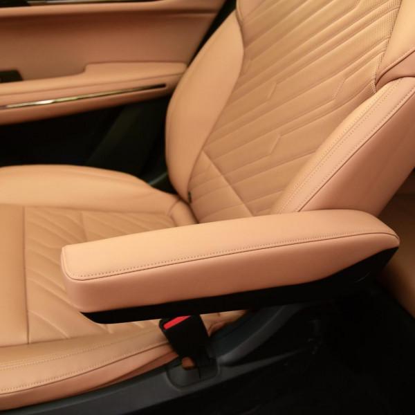 領克09配置解讀，SPA架構下領克首款中大型豪華SUV，實力表現如何