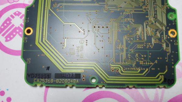稀奇！20多年前的硬碟拆解