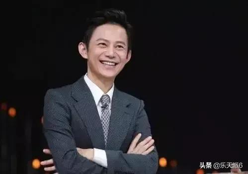 章子怡被曝吃空餉，而有些身價千萬的明星，卻領著3500元月薪