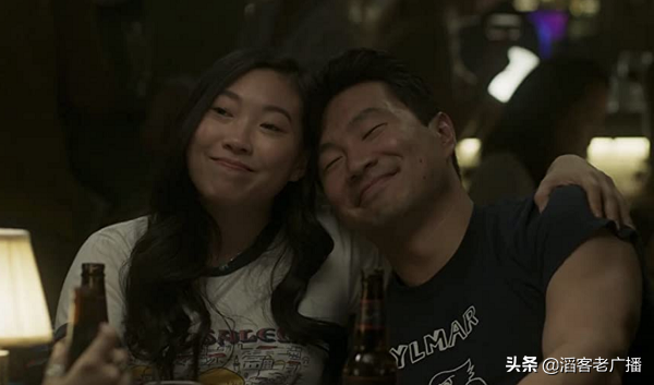 漫威首次推出由華人所主演的超級英雄電影《尚氣與十環傳說》如何