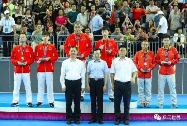 師徒共同登臺,從幕後到臺前,榮譽更加豐盈完整 師徒共同登臺,從幕後到臺前,榮譽更加豐盈完整