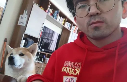 青壯年發燒文學：深夜在發熱門診排隊4小時後，我退燒了