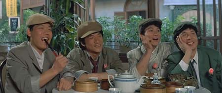 《我是誰》丟失的片段,成龍大戰犀牛,攝影師失誤造成永遠的遺憾 《我是誰》丟失的片段,成龍大戰犀牛,攝影師失誤造成永遠的遺憾