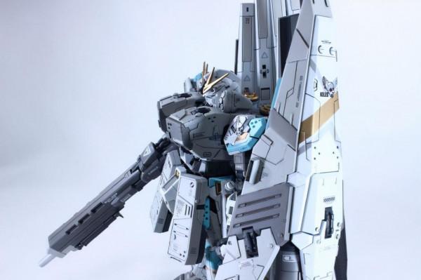 全新塗裝，RG比例牛高達模型