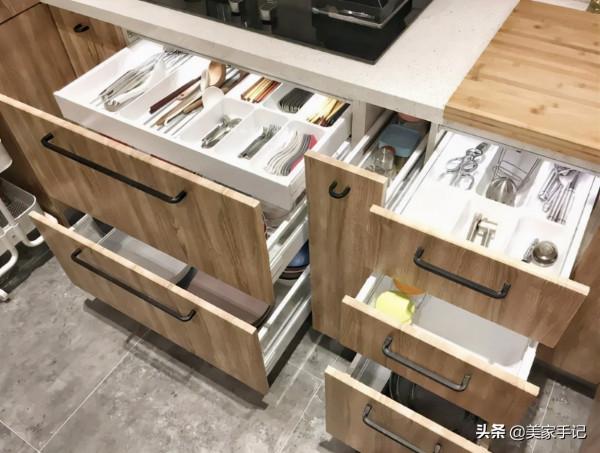 去小姨家參觀，看到她家這10個“神設計”，我都後悔家裡裝修早了
