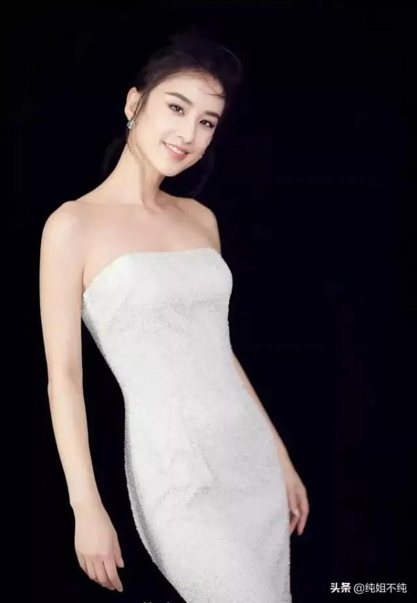 時尚明星圖集——黃聖依 時尚明星圖集——黃聖依