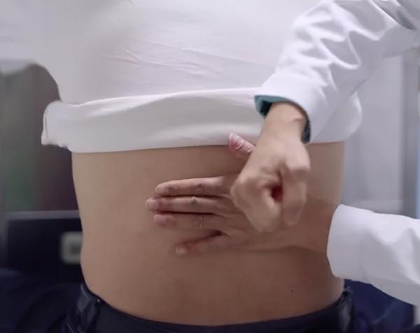 同是腰痛，敲擊感覺不同，引起原因大不同！（含後背部檢查方法）