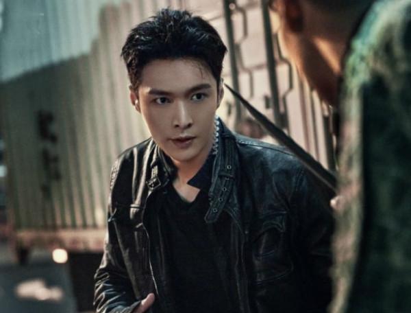 比肩《掃黑風暴》的懸疑劇，男主是老戲骨，網友：熬夜也要追