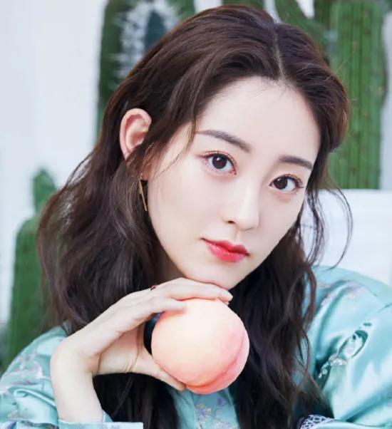 楊冪旗下女藝人美圖｜你更喜歡誰？