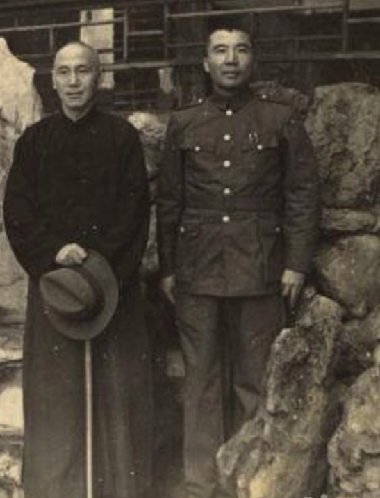 國民黨5大主力軍戰敗後,除張靈甫、邱清泉戰死外,其他人啥下場 國民黨5大主力軍戰敗後,除張靈甫、邱清泉戰死外,其他人啥下場