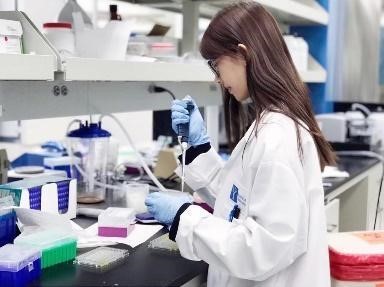 集才華與美貌於一身的21歲創業公司CEO蘇芮