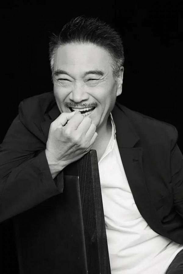 2021年突然離世的3大明星：有人疲於生計，有人病重卻樂觀