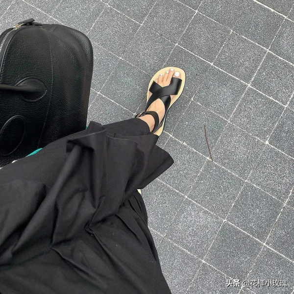 五六十歲不想有“大媽感”？看52歲的福岡佳子，優雅又減齡