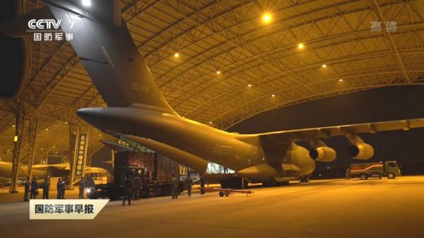 三架運-20上前線送溫暖,羽絨大衣智慧暖壺,印軍躲帳篷裡流口水 三架運-20上前線送溫暖,羽絨大衣智慧暖壺,印軍躲帳篷裡流口水