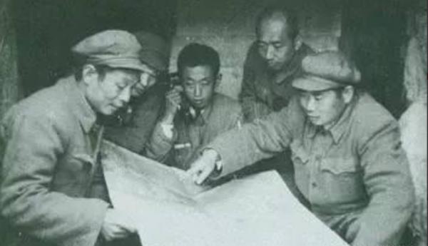 1950年楊得志返回株洲，得知父親和親人離世後，直言：兒子大不孝