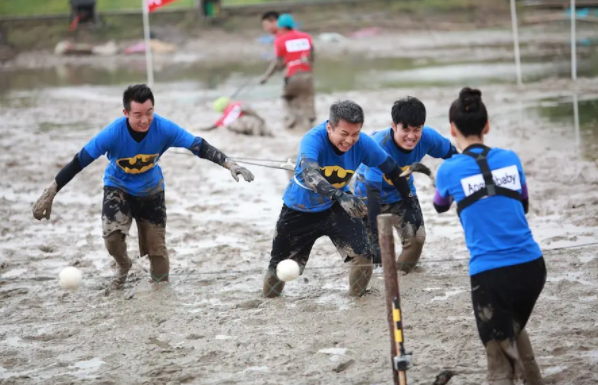 《奔跑吧黃河2》定檔，白鹿立下宣言，海報暴露新一季誰是隊長？