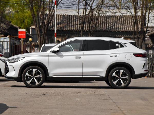 油耗5L上下，大五座SUV，價格實惠不愁指標，實拍宋PLUS新能源