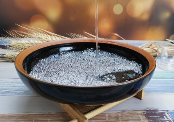 超市3種“迷之”白酒，別看價低包裝“寒摻”，卻特招有錢人喜歡