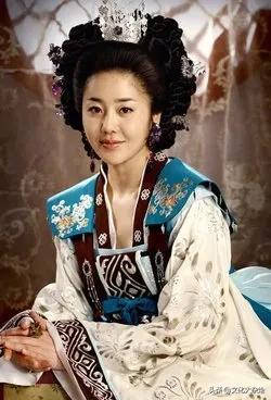 這些有顏有貌的韓國女明星因何被財閥家族“退貨”? 這些有顏有貌的韓國女明星因何被財閥家族“退貨”?