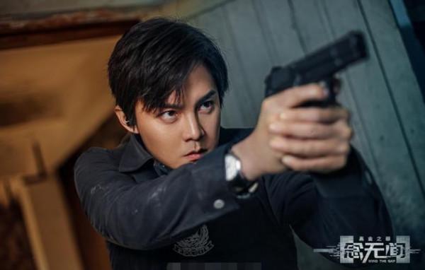 繼《突圍》後,又一反腐劇來襲,男主顛覆形象演硬漢,女主來頭大 繼《突圍》後,又一反腐劇來襲,男主顛覆形象演硬漢,女主來頭大