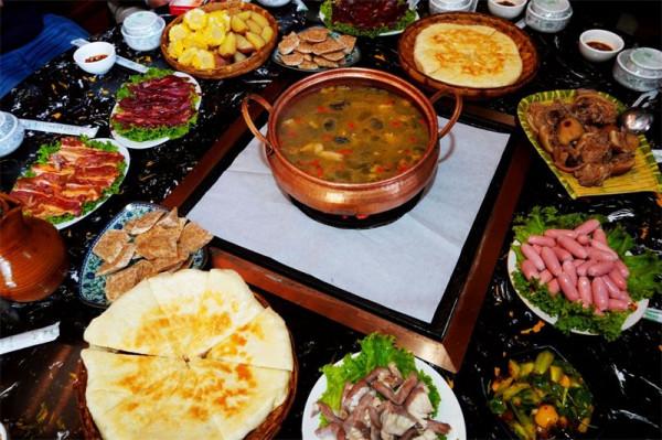 推薦丨這個冬天，請你到雲南邊烤火邊吃美食！