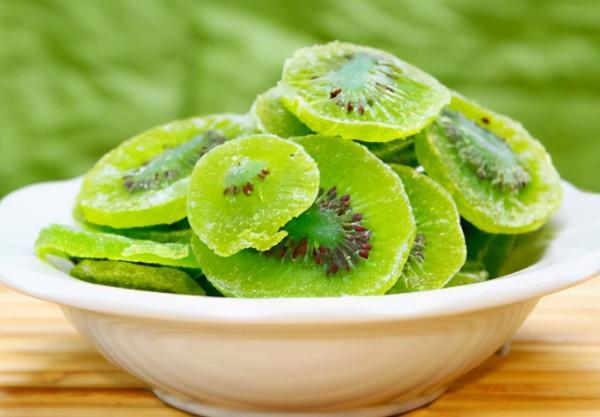 這5種水果曬乾後，比新鮮的還好吃！營養有嚼勁，當零食吃正合適