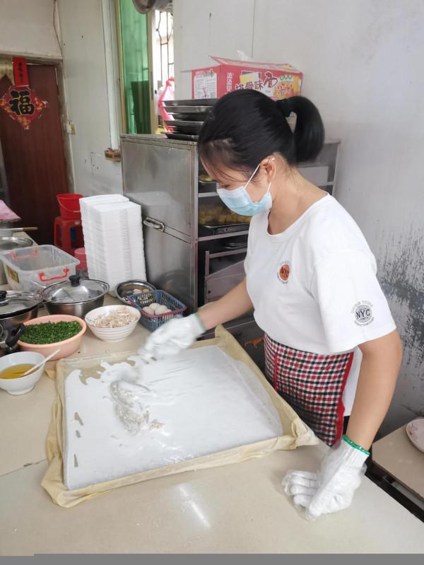 教你做廣東布拉腸(超簡單) 教你做廣東布拉腸(超簡單)