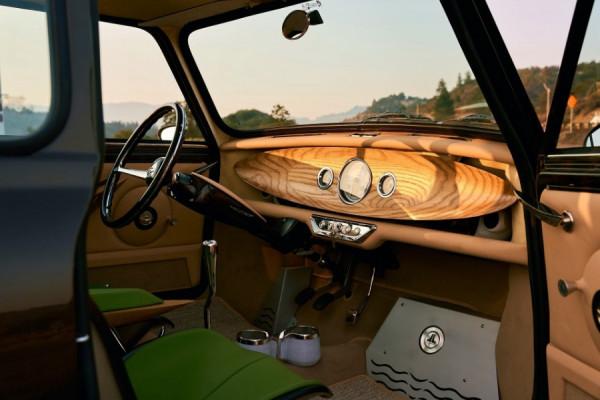 經典MINI即將脫胎換骨!本田引擎中後置,修復改裝賣高價 經典MINI即將脫胎換骨!本田引擎中後置,修復改裝賣高價