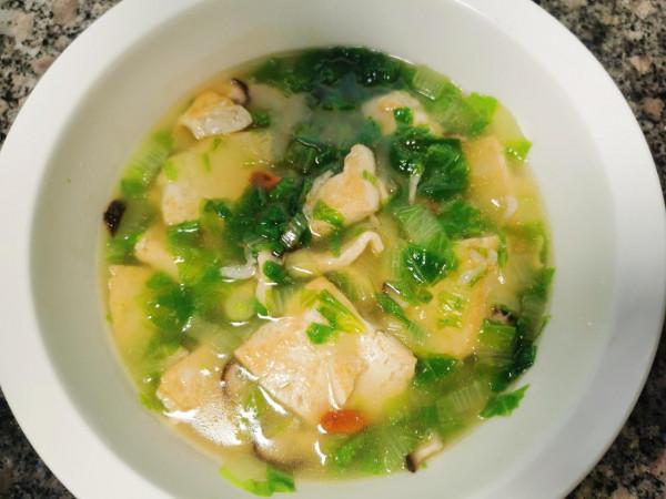 冬至後，多給家人喝這湯，湯鮮美味，暖胃又暖身，真好喝