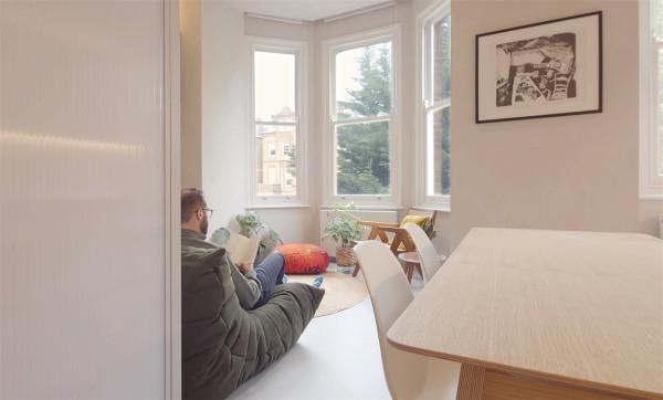 他翻新29㎡蝸居：拆掉隔斷做全開放空間，利用3米4層高做夾層臥室