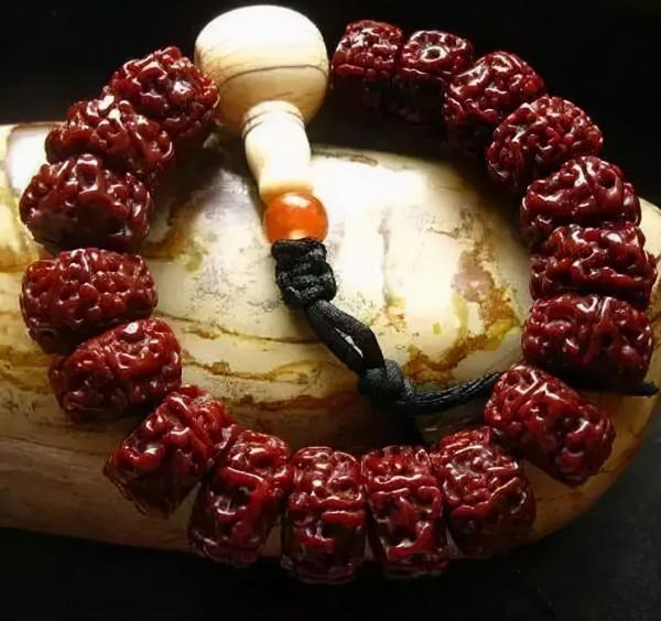 金剛菩提到底什麼時候配飾合適? 金剛菩提到底什麼時候配飾合適?